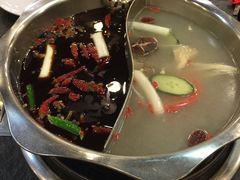 -川成串·自助串串香火锅(朝阳店)