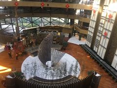 -上海滴水湖皇冠假日酒店