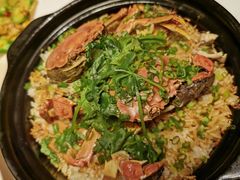 秋蟹沙煲饭-丽思卡尔顿酒店-天泰轩中餐厅(大沽北路店)