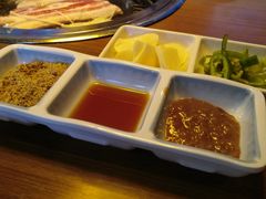 -豚豚猪村烤肉·韩国烤肉(总店)