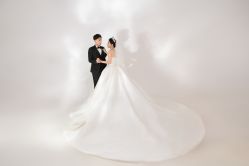 -城市花园婚纱摄影