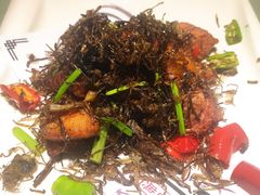 -姜君·千岛湖鱼头馆(浦东大道店)
