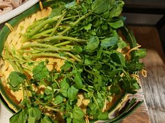 -尚尚仙·酸汤猪手·猪肚鸡火锅(华联万柳购物中心店)