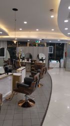 点击看大图 -八佰伴8008星级形象店