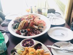 -Fish Hopper