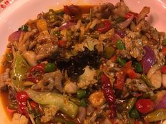 -兔槽江湖菜·重庆璧山兔(水围店)