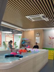 -Cool  Fun 蓝鲸π婴幼儿水育中心(宜乐荟店)