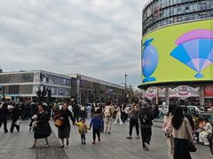 -杭州湖滨银泰in77