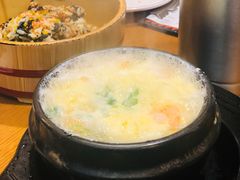 蒸蛋-Myth猪蹄(明洞店)