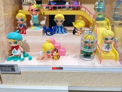 -泡泡玛特POPMART(上海环球港店)