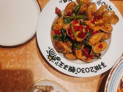 -喝丢一只鞋海鲜烧烤·海肠捞饭(东关街店)
