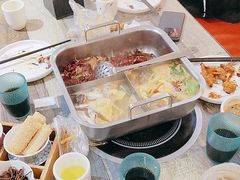 -鸡遇虾煲干锅火锅(小寨金莎店)