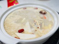 -三人行骨头王火锅(长寿店)