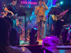 -MARU玛露音乐餐厅(大学路店)