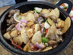 -老钟家烤羊排·敦伊阁清真餐厅胡羊焖饼