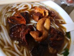 牛腩拼猪肠粉-海幢瑞芳饮食店