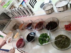 -荣吉招牌自助骨头锅(顾乡店)