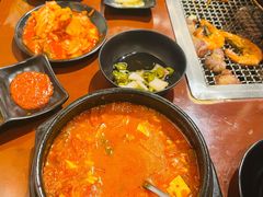 -肉甲韩国木炭烤肉(新壹街1店)
