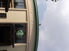-星巴克(迪士尼小镇店)