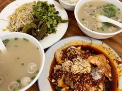 蒜泥白肉-温记府廟豆汤饭·始于1955年(海椒店)