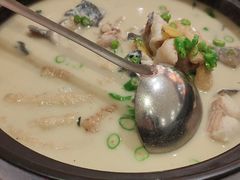 -饭怕鱼·黄焖鲟龙鱼(湖大店)