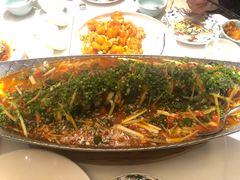 招牌跳水鱼-小河盐帮·私家菜·烤鸭(三元桥·霄云路店)