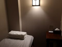 -裕和堂中医推拿艾灸(太古汇臻品店)