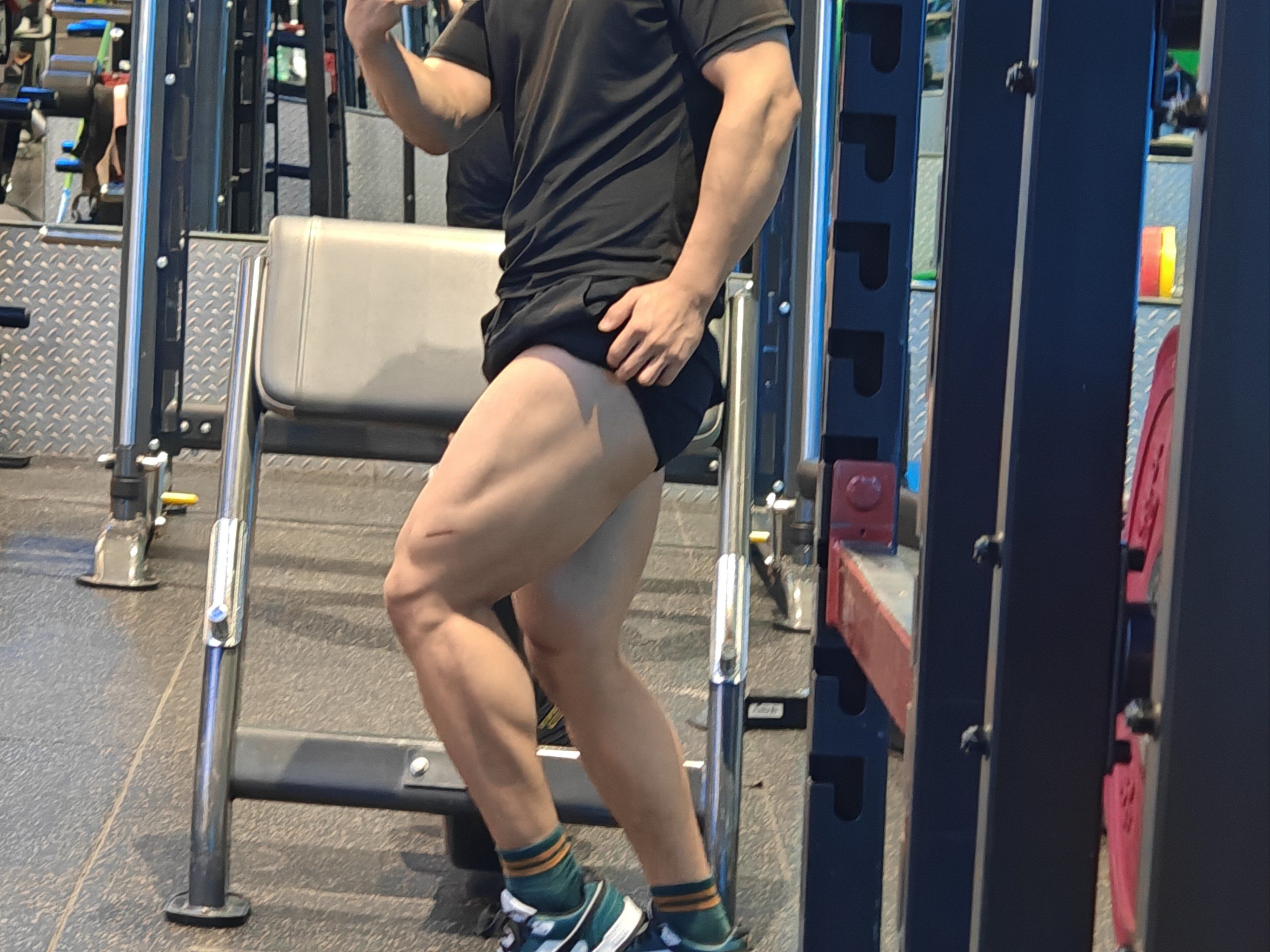 大腿后侧