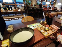 -银米·云南传统过桥米线(双廊黑金冠店)