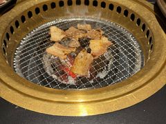 -山川小町·极番烧肉(新地假日广场店)