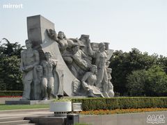 -上海市龙华烈士陵园