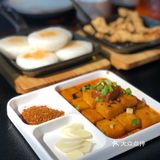 北京探店｜不臭的臭豆腐锅 肥肠也吃不过瘾[笑哭]