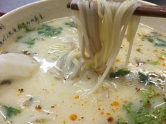 -西安外国语大学-学生食堂(栾树大道店)