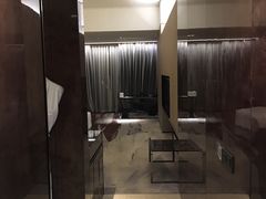 -广州天河希尔顿酒店