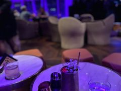 -OZONE 顶楼酒吧(香港丽思卡尔顿酒店)