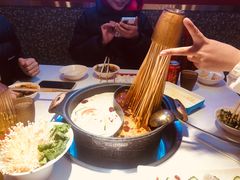 -钢管厂五区小郡肝串串香(蜀都万达店)