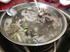 -老石黑山羊毛驴肉火锅(金凯广场店)