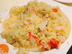 金巢菠萝海鲜炒饭-龙记香港茶餐厅