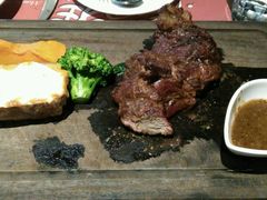 -食间牛排(湖西路店)
