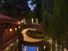 -铁像寺水街