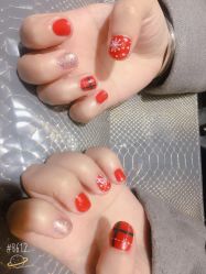-吉吉靓甲美睫