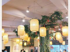 -老房老舍重庆火锅(假日城市店)
