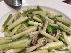 蟹腿炒芦笋-王宝和酒家(黄浦店)
