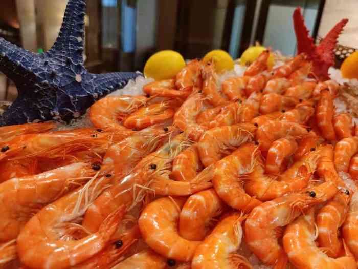 万荟轩自助餐厅(蓝海风万怡酒店)-"不限量的小龙虾,谁能拒绝啊!