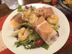 -mordew加州日记西餐&小酒馆(新天地店)