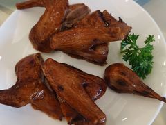脆皮乳鸽-海逸海鲜酒家(古北店)