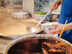 -陆元丰·兰州纯汤牛肉面(自强西路店)