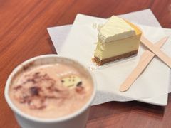 -星巴克(武汉江夏中百广场店)
