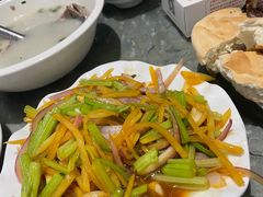 -东门老磨坊羊汤馆(兰山新东关店)