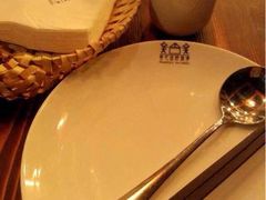 -香巴拉云南餐厅(华莱坞店)